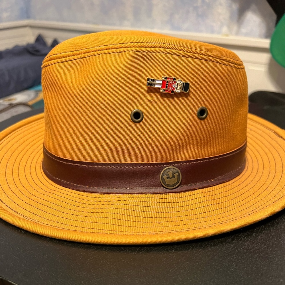 Goorin bros canvas hat